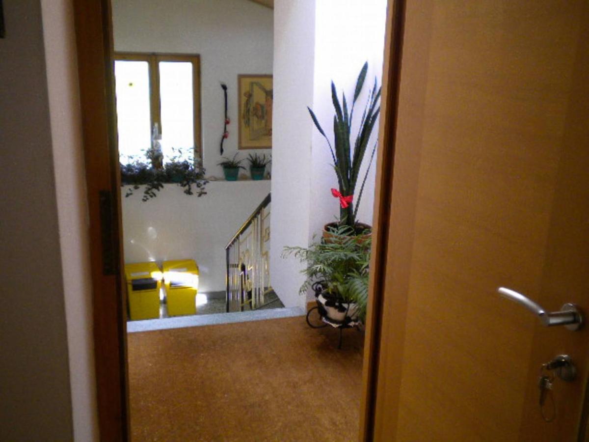 House Casa Defrancesco Apartment โมเอนา ภายนอก รูปภาพ
