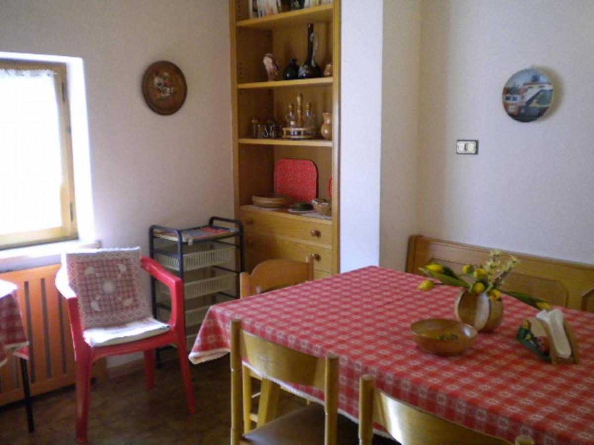 House Casa Defrancesco Apartment โมเอนา ภายนอก รูปภาพ
